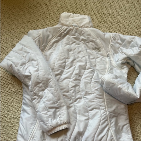 The North Face Quilted Fill Zip Puffer Jacket/Coat - Picture 2 of 9